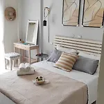 Boho - Near Restaurants, Bus And Beaches
