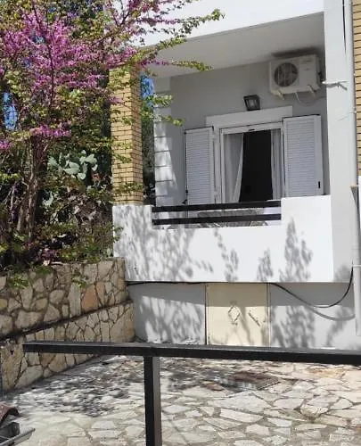 Διαμέρισμα Boho - Near Restaurants, Bus And Beaches *