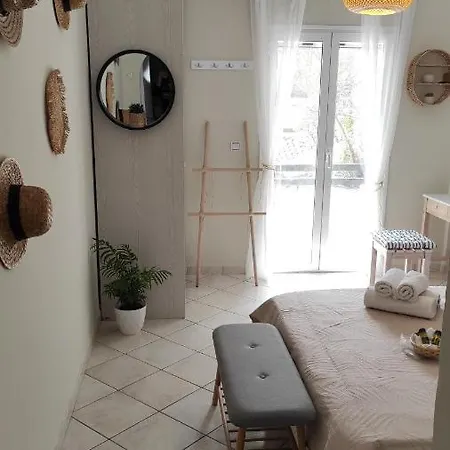 Boho - Near Restaurants, Bus And Beaches *