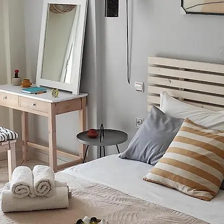 Апартаменты Boho - Near Restaurants, Bus And Beaches Лиападес