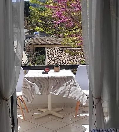 דירה Boho - Near Restaurants, Bus And Beaches ליאפאדס